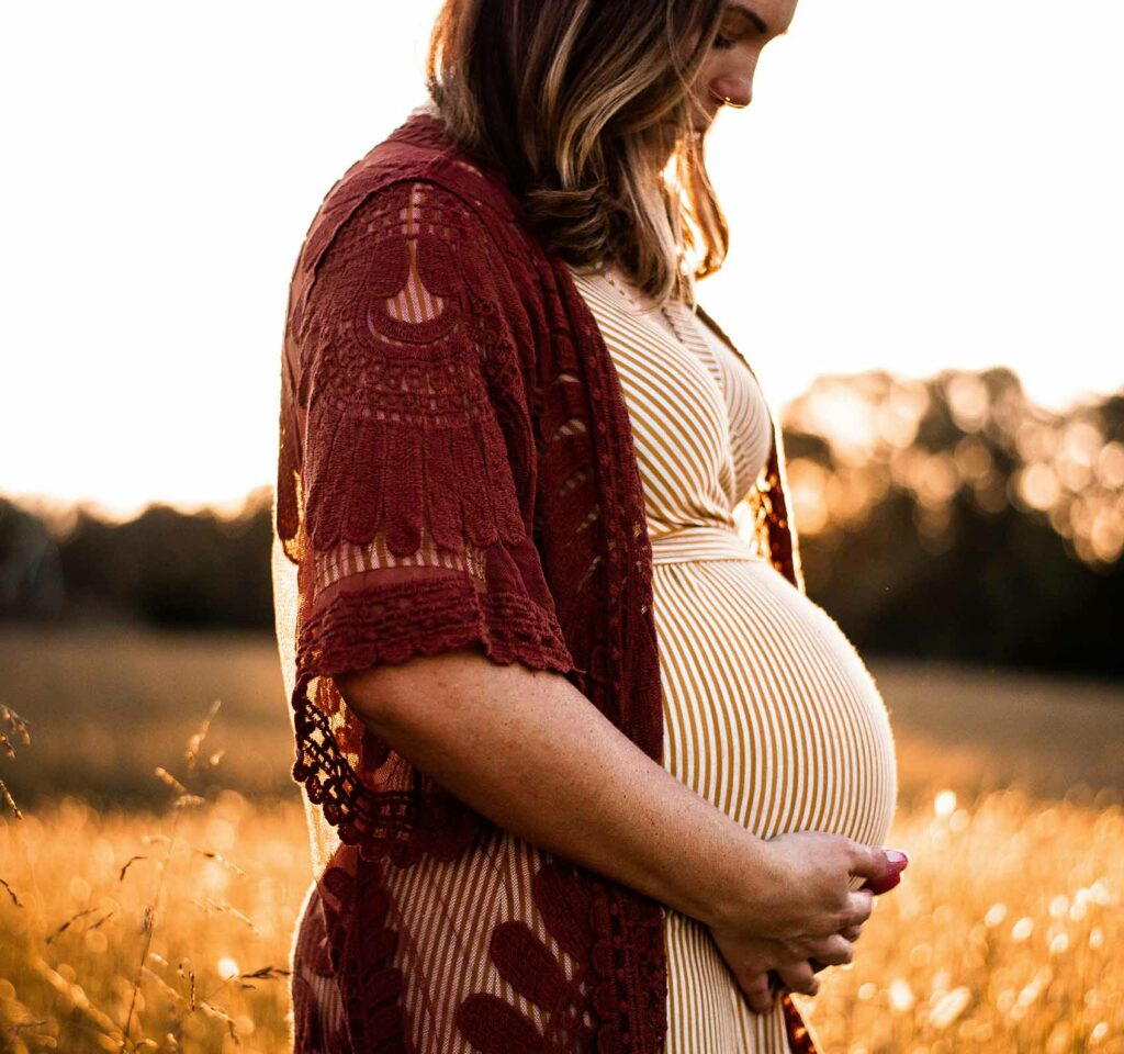 La maternité est une période de bouleversements profonds et parler de ces émotions, c’est déjà s’en libérer.
